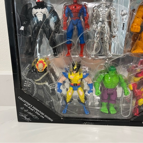 Vintage Marvel's Greatest Heroes Collector's Signature Edition NIB Figures Set - Picture 3 of 16
